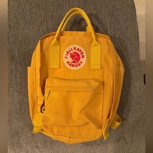 Fjällräven Kånken Yellow Backpack (small)